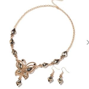 AUSTRIAN CRYSTAL NECKLACE/EARRINGS BUTTERFLY DESIG